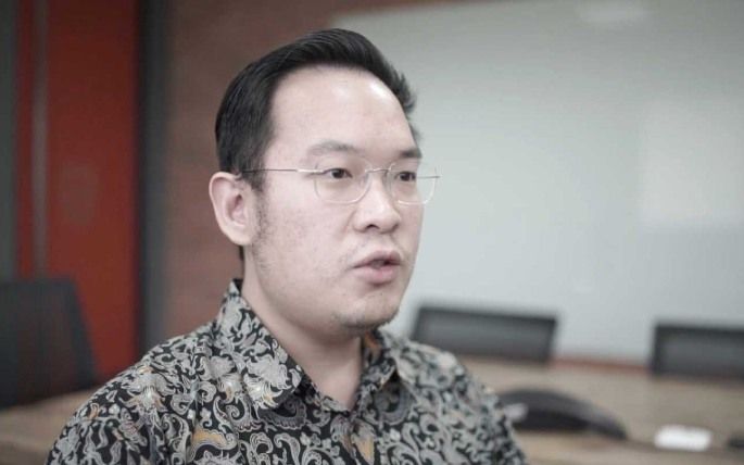 mengenal sosok ferry unardi