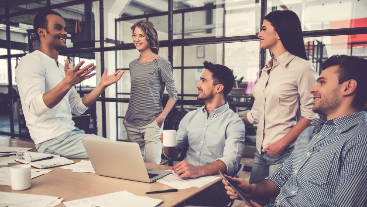 Menjadi seseorang yang bisa selalu diandalkan (Shutterstock).
