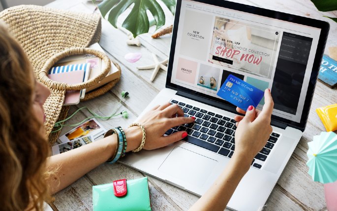 Teliti sebelum belanja online itu penting (Shutterstock).