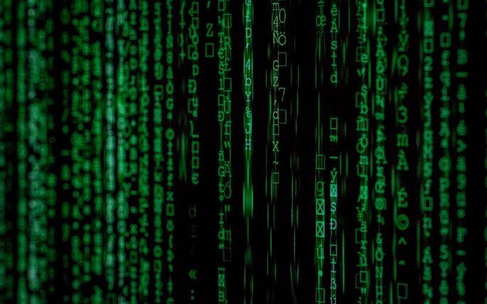 Instal antivirus dan antimalware agar transaksi online tetap aman (Unspalsh)