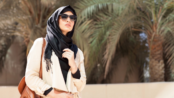 Gak cuma sendiri, ia pun mesti berhadapan dengan persaingan bisnis hijab