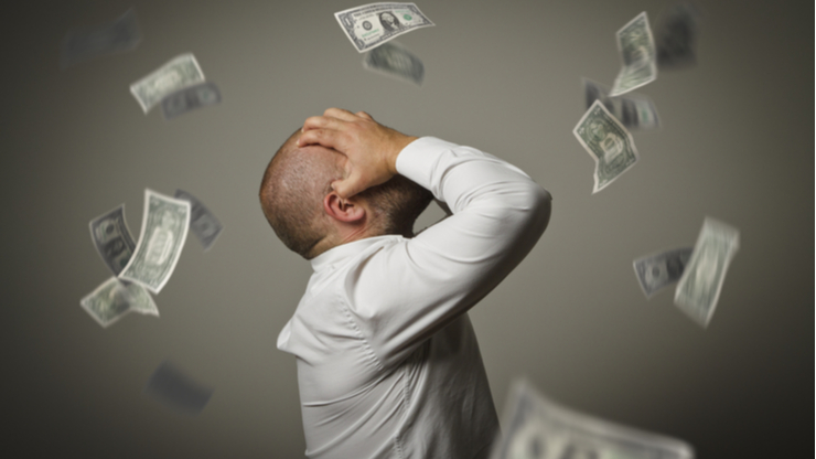 Stres karena kehabisan uang (Shutterstock).