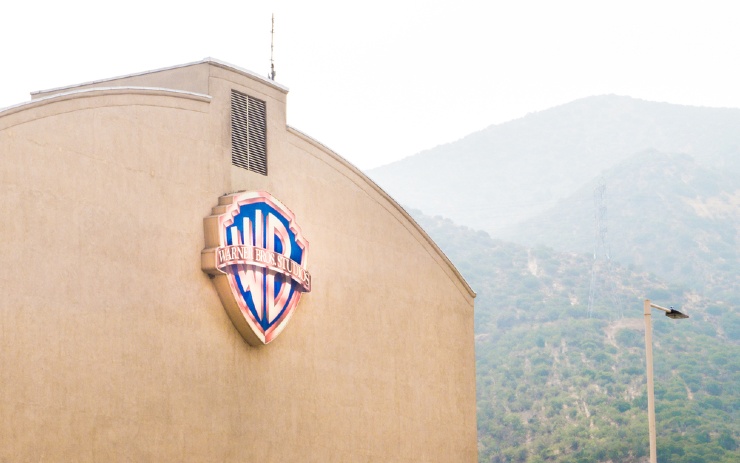 gedung warner bros