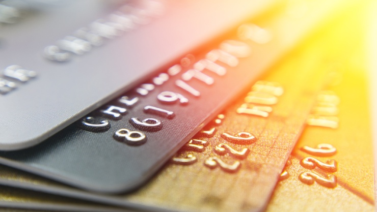 Kartu kredit yang diterbitkan suatu bank (Shutterstock).