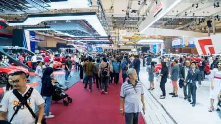 pameran mobil