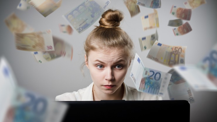 Freelancer sering mendapat upah besar (Shutterstock).