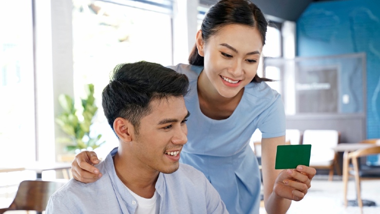 Pasangan wajib lho memiliki rekening sendiri buat mengatur keuangan
