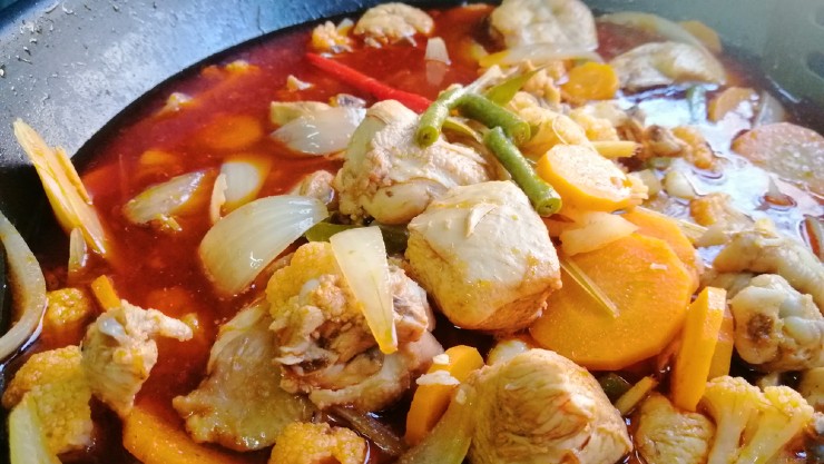 Makan jadi biaya besar hidup di Jakarta (Shutterstock).