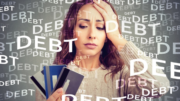 Utang yang kebanyakan membuat keuangan tidak sehat sama sekali (Shutterstock).