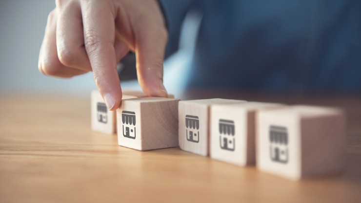 Franchise (Shutterstock).
