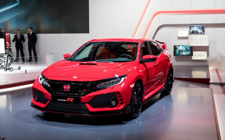 Harga Honda Civic Terbaru dan Spesifikasi Lengkapnya