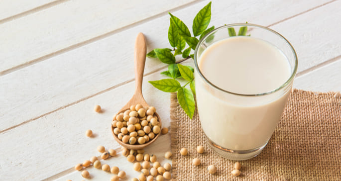 11 Manfaat Susu Kedelai untuk Kesehatan dan Kecantikan