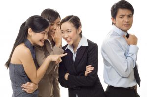 terlalu baik di kantor
