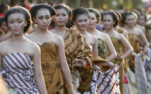 menjadi eksportir batik