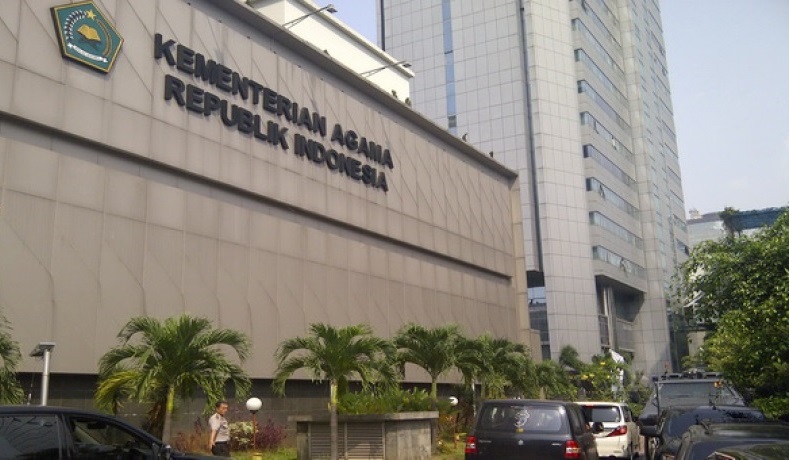 begini caranya pilih travel haji
