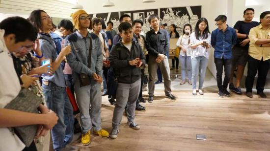 punya networking yang luas