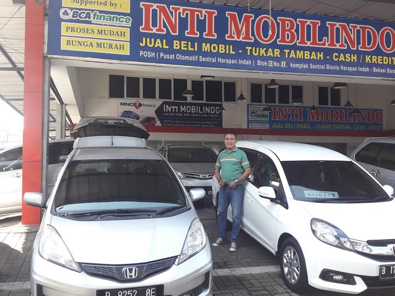 mobil bekas