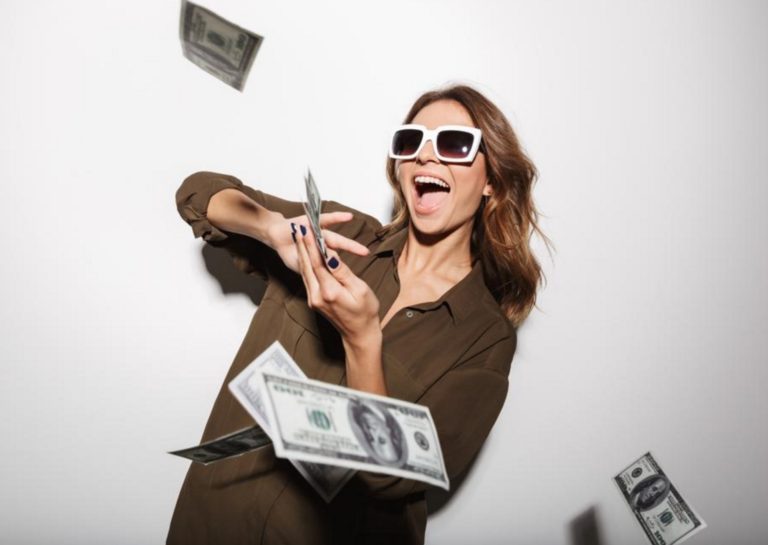 Negara maju yang warganya ogah pakai uang tunai. (Shutterstock)
