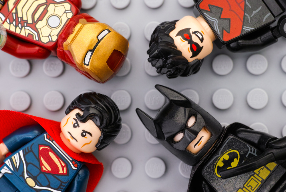 Barang koleksi berupa lego