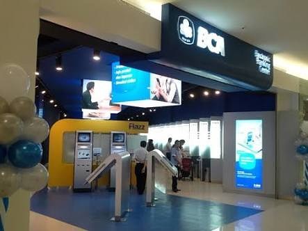 Penarikan tunai di ATM (IG bcacreditcard.id)