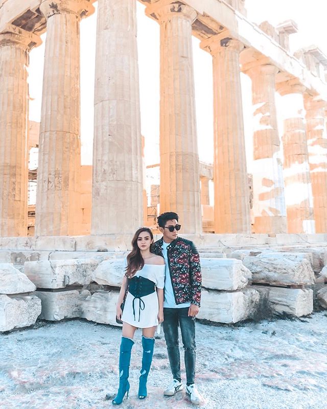 Dylan Sahara saat berlibur ke Athena bersama Ifan Seventeen (IG dylan_sahara)