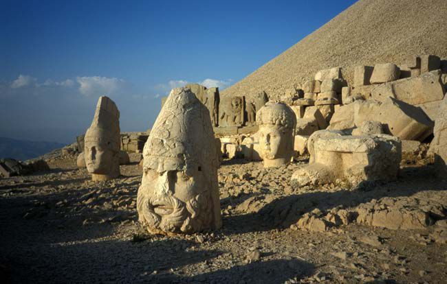 Gunung Nemrut