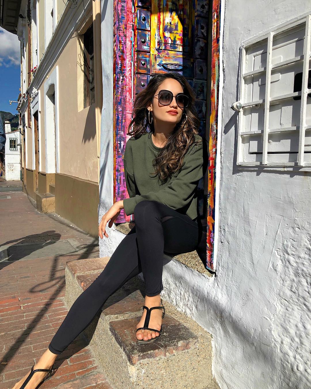 Cinta Laura, selebritis Indonesia yang lewatkan liburan akhir tahun di Amerika Selatan. (Instagram/@claurakiehl)