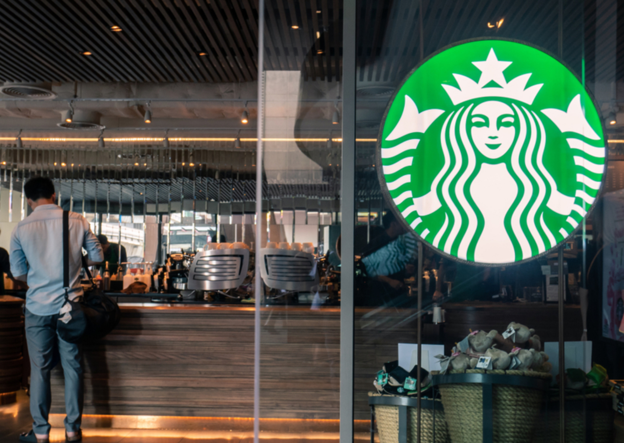 Mewah! Ini Gerai Starbucks Terbesar di Asia Tenggara yang Ada di Bali