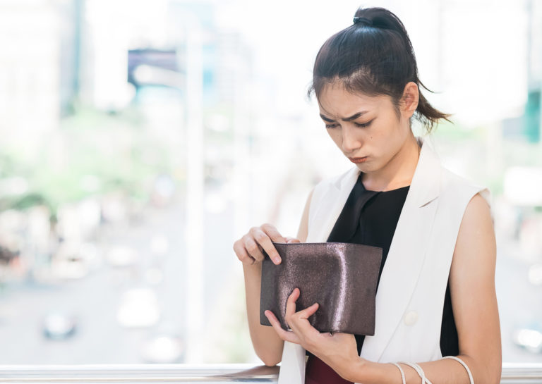 Kebiasaan milenial yang bikin boros. (Shutterstock)