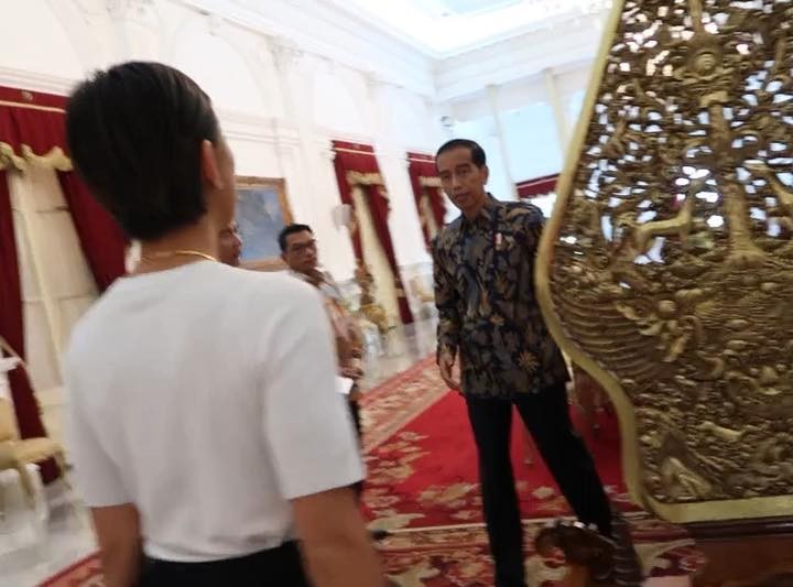 Agnes Monica dan Jokowi (IG agnezmo)