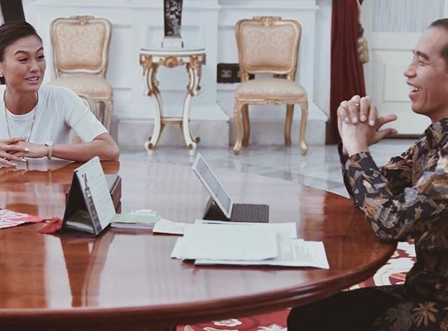 Agnes Monica dan Jokowi (IG agnezmo)