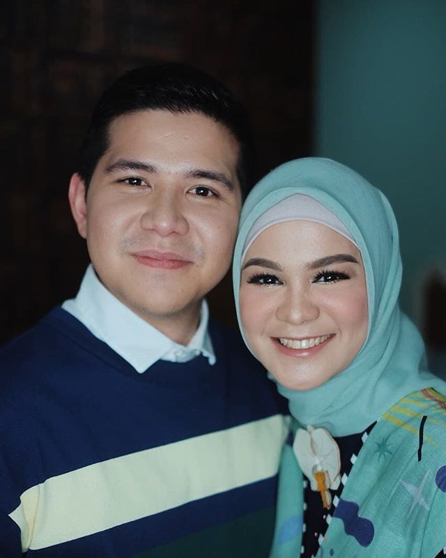 Haykal Kamil dan istri (Instagram/@haykalkamil)