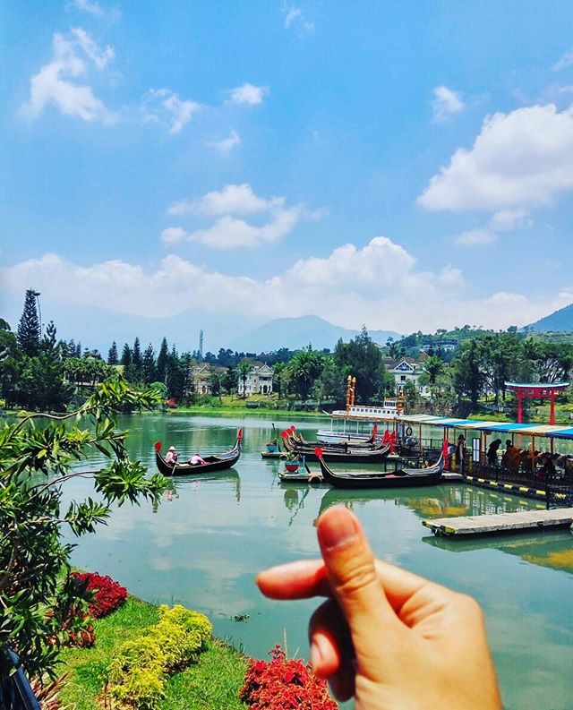 Little Venice Kota Bunga (Instagram/@littlevenice)