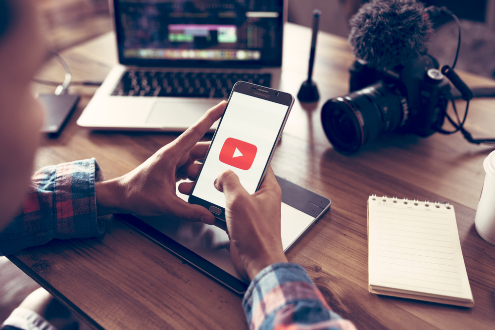 YouTuber