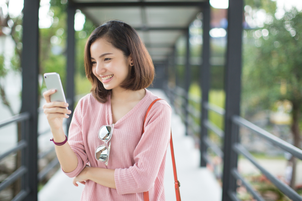 Udah banyak wifi gratis, gak usah beli pake data unlimited biar gak boros. (Shutterstock)