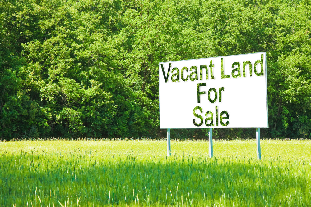 Investasi properti tanah.(Shutterstock)