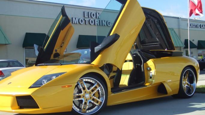 Lamborghini Murcielago, salah satu mobil mewah Kobe Bryant. (Booshsports.com)