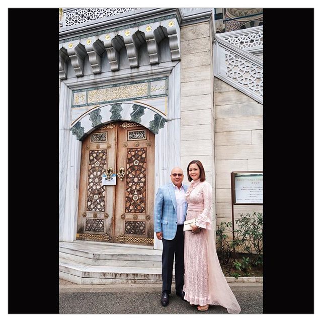Maia Estianty dan Irwan Mussry jadi tamu undangan pernikahan Syahrini (Instagram/@maiaestiantyreal)