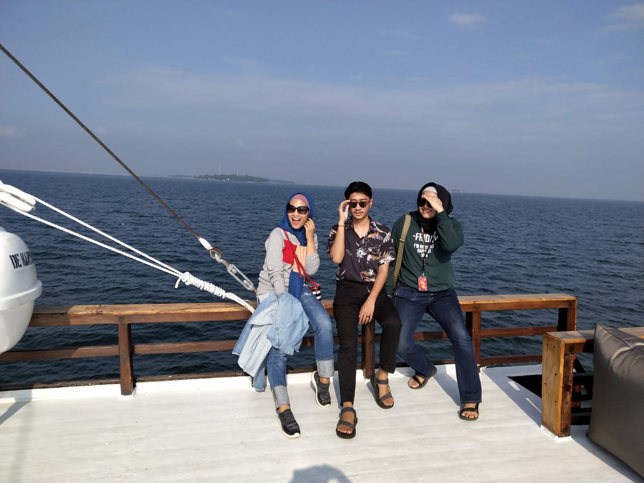 Traveller saat berada di Kapal Pinisi (Anisa)
