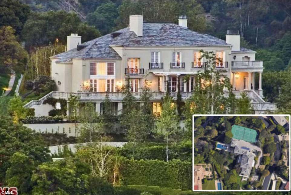 Rumah Elon Musk. (Dailymail.co.uk)