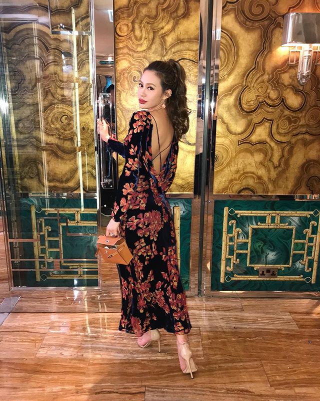 Elanor Lam putri miliarder Hong Kong (@elly)