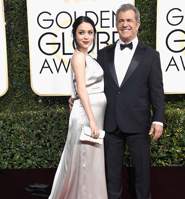 Mel Gibson dan kekasihnya Rosalind Ross (Instagram/@extratv)