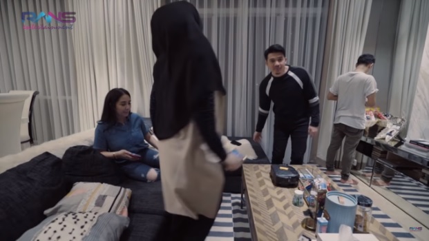 Ruang keluarga (YouTube Rans)