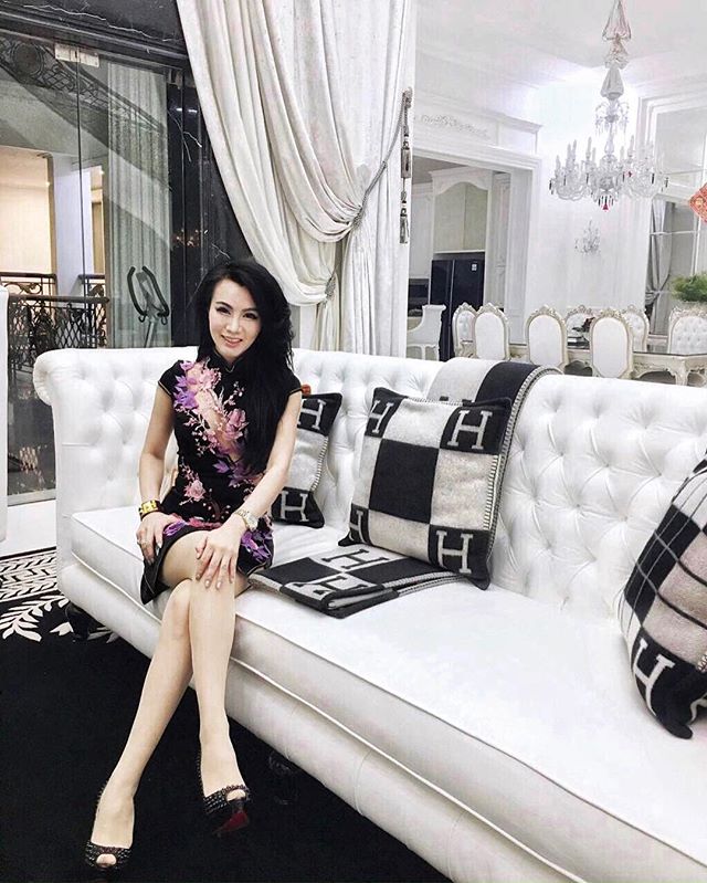 Rumah bak istana Amelia Salim (Instagram/@amelia.salim)