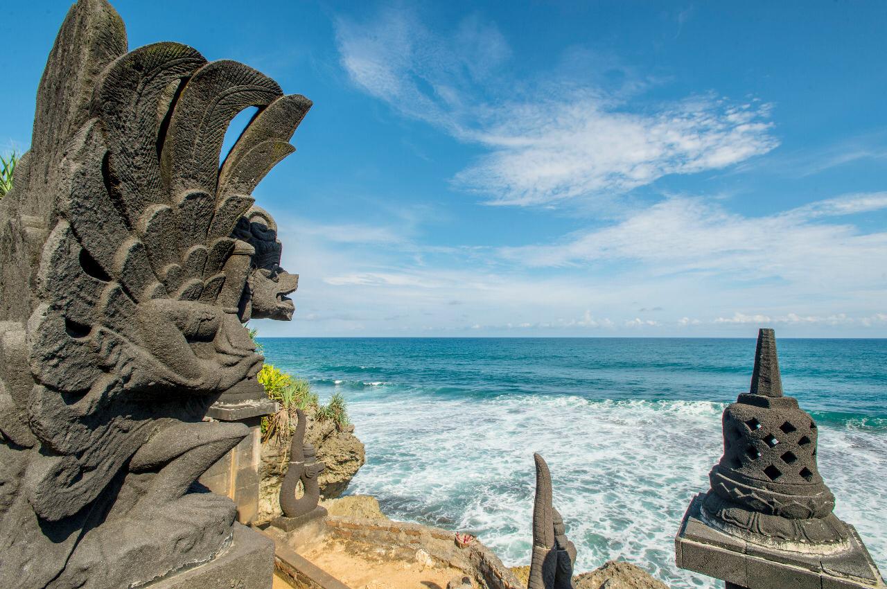 Tempat Wisata Yogyakarta, Pantai Ngobaran (Dok: Sendi Adytia).