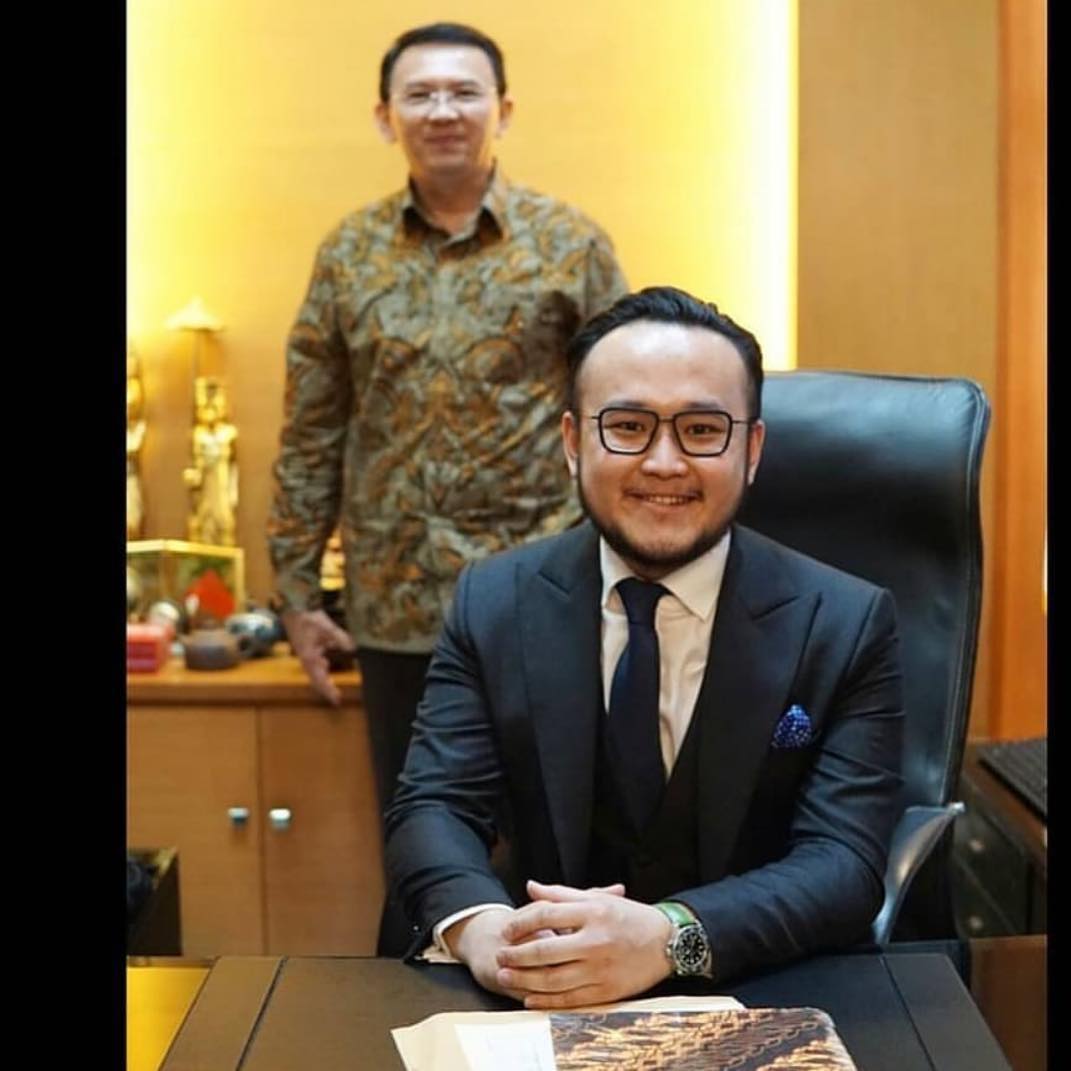 wong hang tailora
