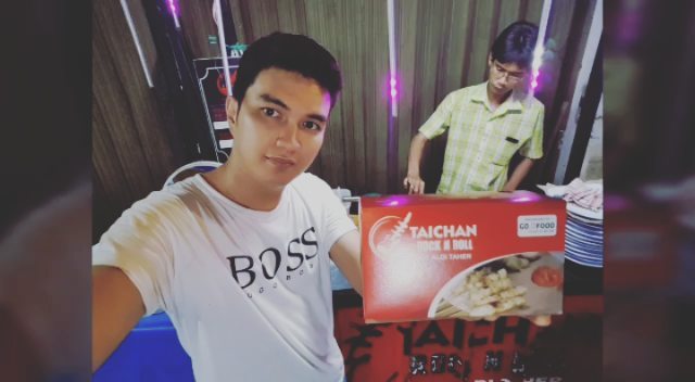 Artis bangkrut