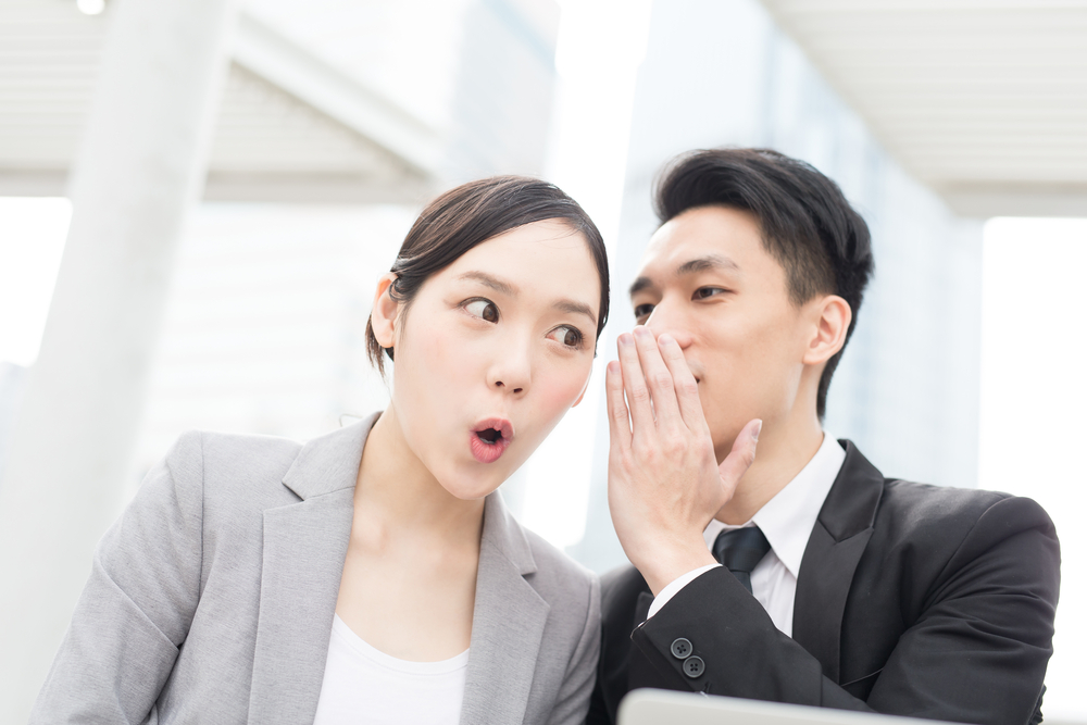 Sukses di usia muda dengan tidak bergosip di kantor
