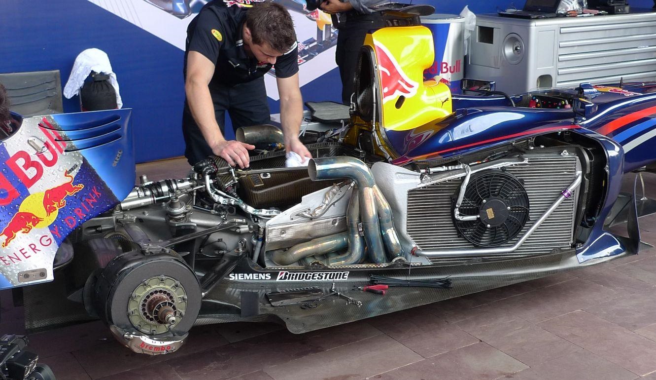 Mobil F1