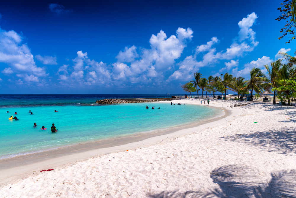 Objek wisata di Male, Maldives yang berupa pantai